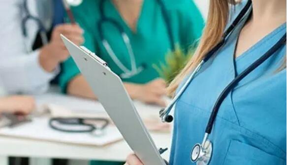 最权威的福建助孕试管医院 2022福建第三代试管婴儿医院排名 ‘尿液跟酒精怎杯