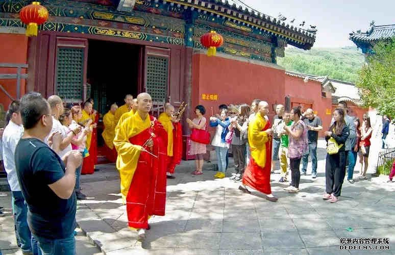 怀孕之后外地人如何在北京的医院建立怀孕档案呢？操作的流程是什么？