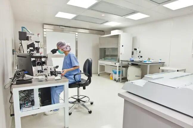 北大深圳医院人工助孕 深圳北大医院做三代试管费用多少钱? ‘孕妇生男孩征兆’