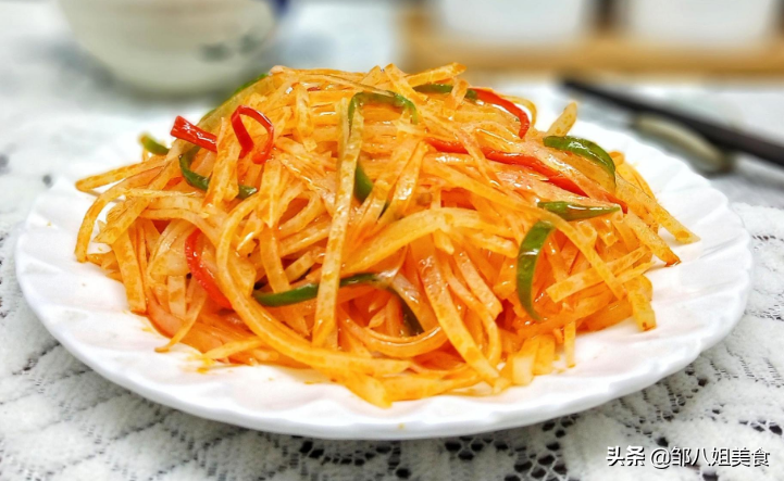 孩子爱脱袜子，这些时间点需注意保暖