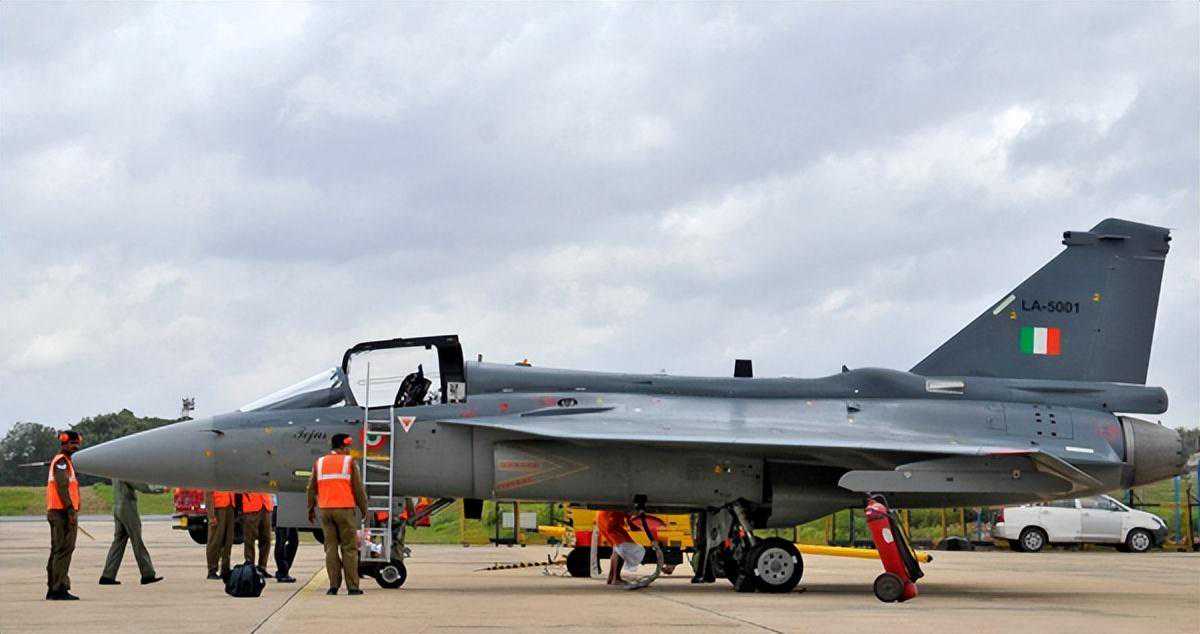 小孩学英语：动画片的优势与儿歌的精彩