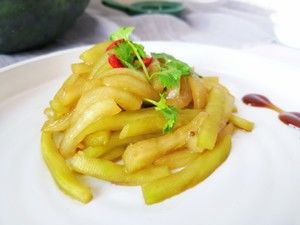 孕吐严重是否会对胎儿产生影响？解析孕期呕吐的因及对策