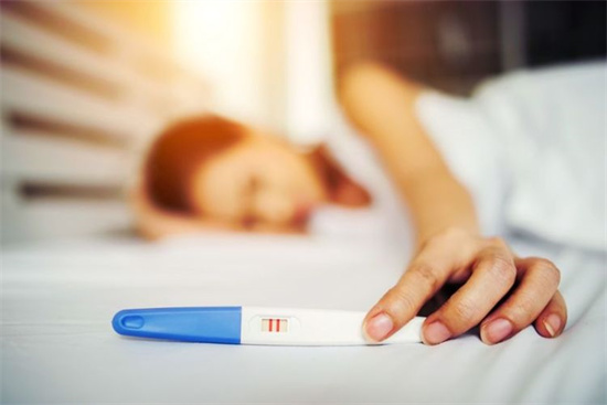 验孕棒越早强阳说明是男孩吗？附早孕试纸强阳看男女的方法